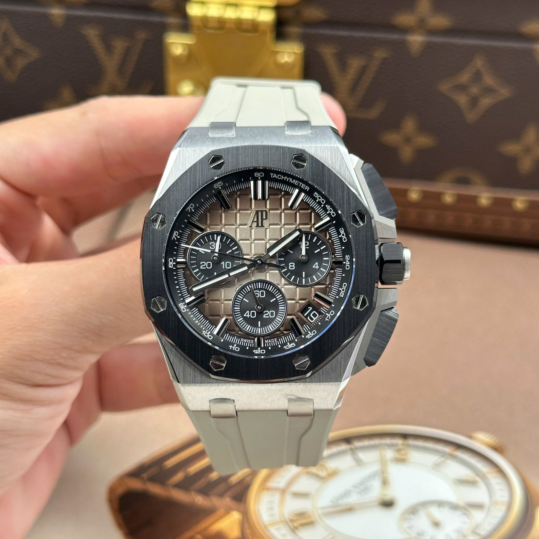 AUDEMARS PIGUET ROYAL OAK 43 MM - Đồng Hồ Audemars Piguet - Nam - DHNTT1392