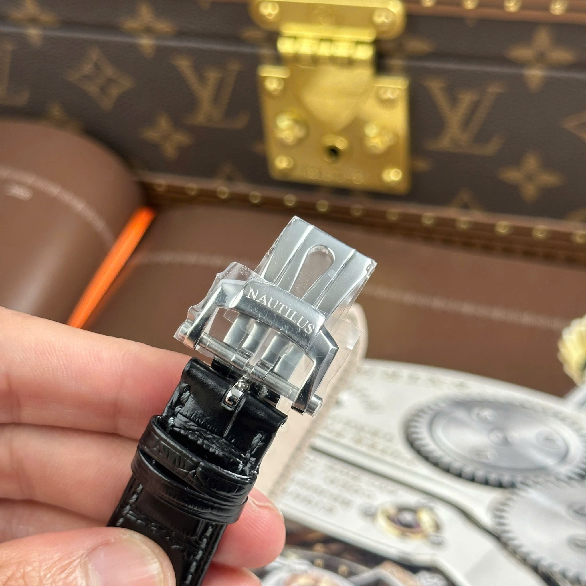 PATEK PHILIPPE NAUTILUS 40 MM - Đồng Hồ Patek Philippe - Nam - DHNTT404