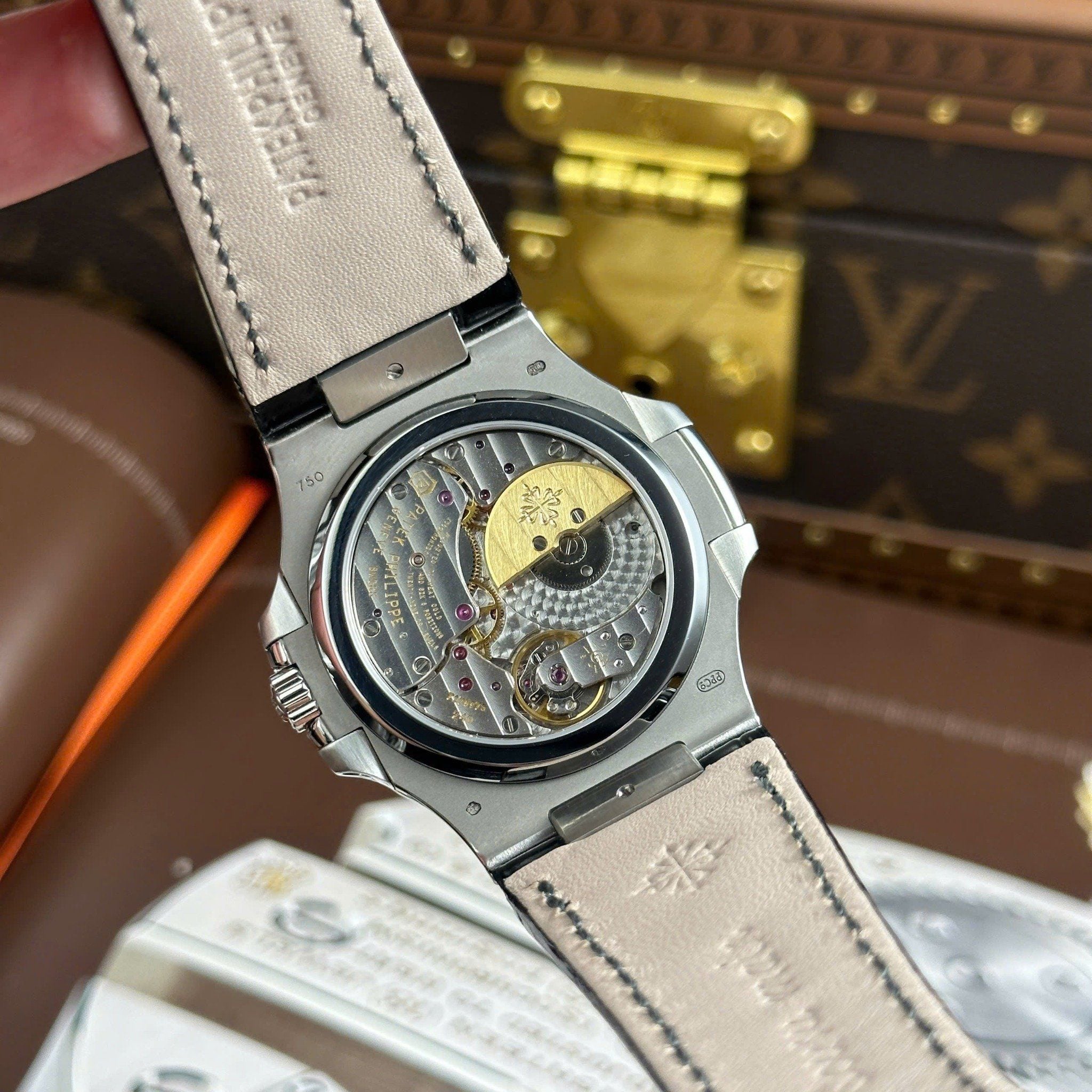 PATEK PHILIPPE NAUTILUS 40 MM - Đồng Hồ Patek Philippe - Nam - DHNTT404