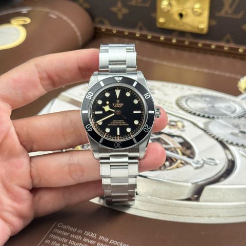 TUDOR BLACK BAY 37 MM - Đồng Hồ Tudor - Nam - DHNTT1772