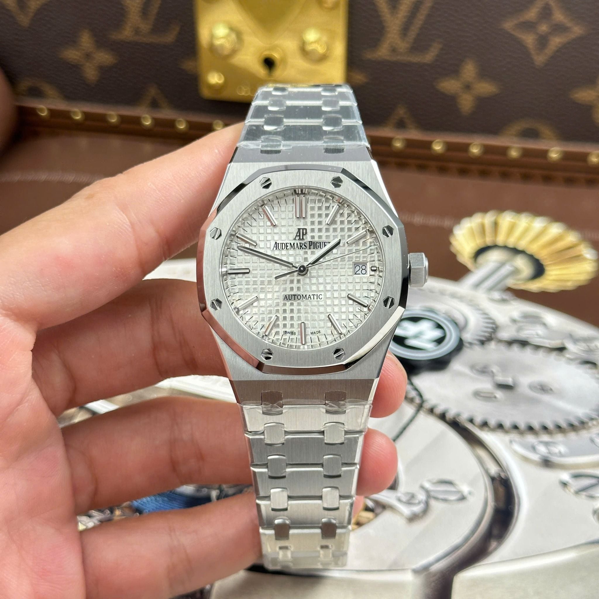 AUDEMARS PIGUET ROYAL OAK 37 MM - Đồng Hồ Audemars Piguet - Nam - DHNTT1651