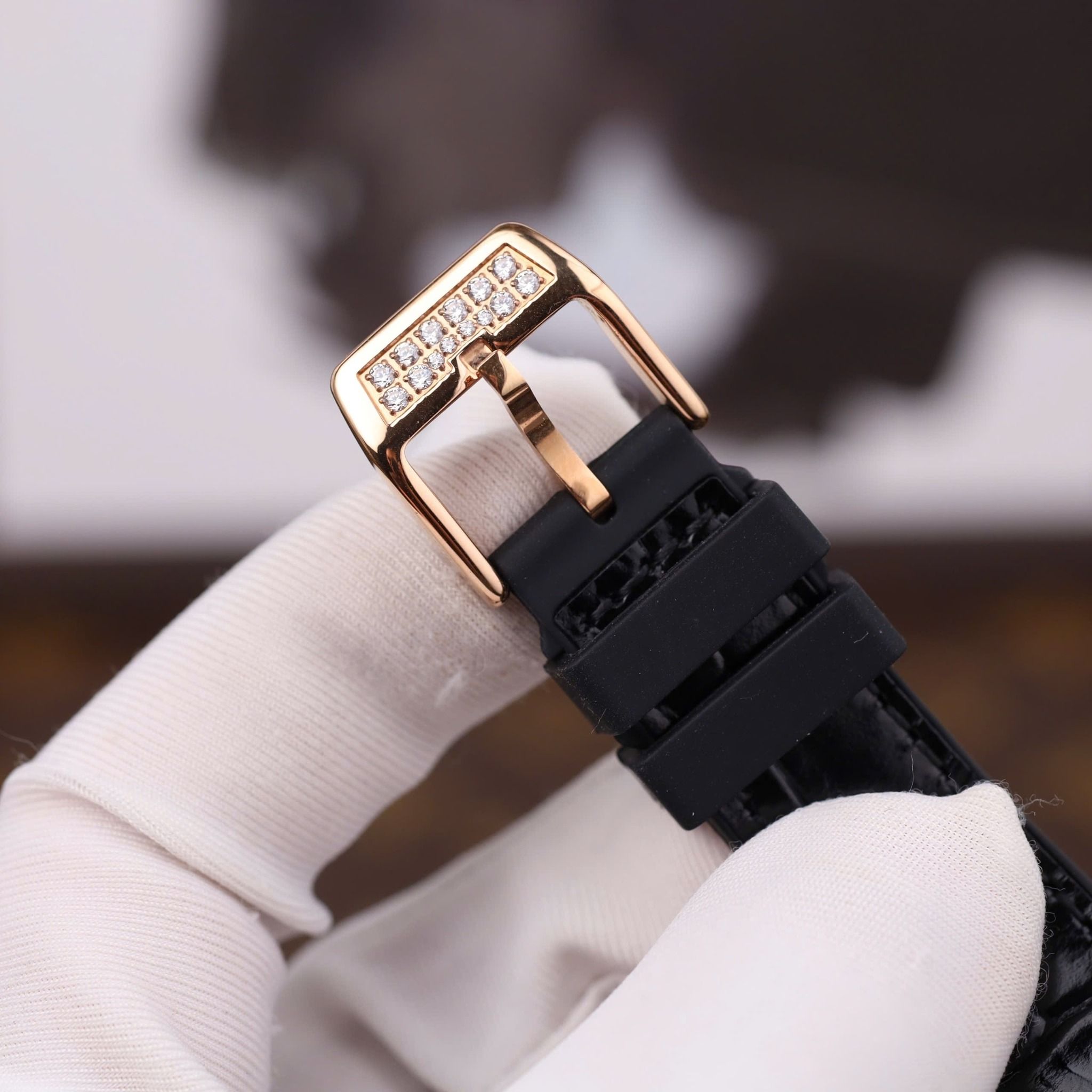 FRANCK MULLER VANGUARD LADY V32 - Đồng Hồ Franck Muller - Nữ - DHTT173