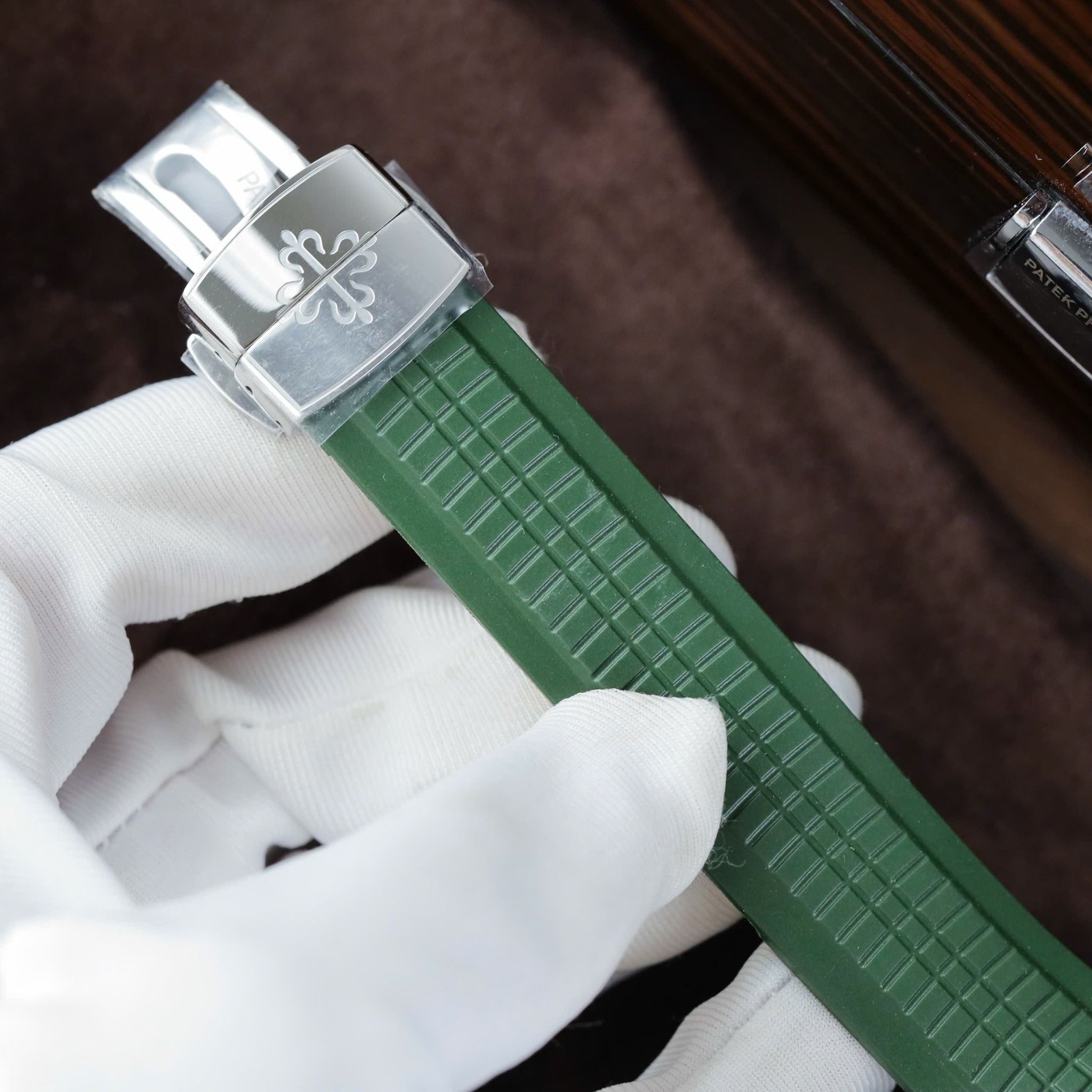 PATEK PHILIPPE AQUANAUT 42 MM - Đồng Hồ Patek Philippe - Nam - DHNTT659