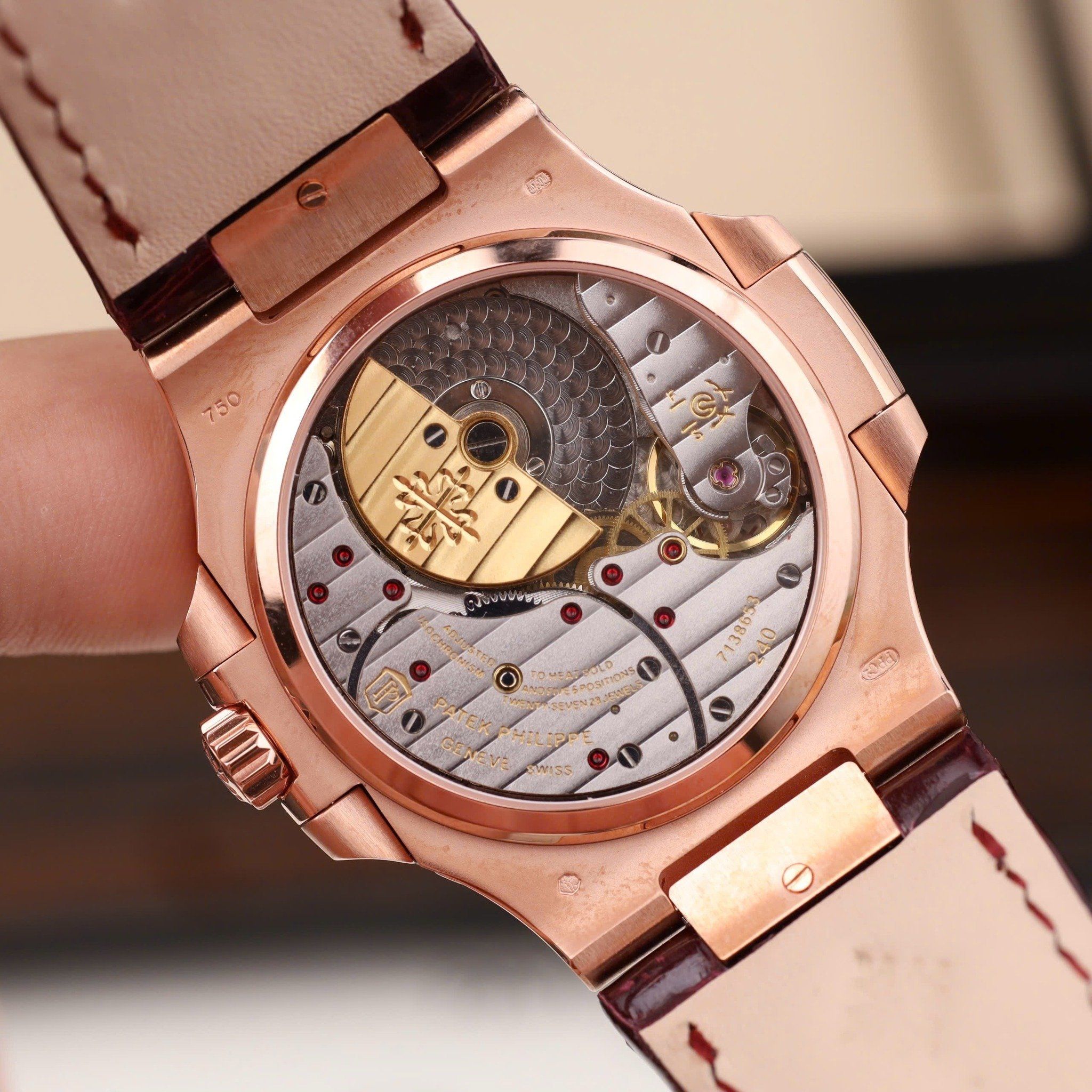 PATEK PHILIPPE NAUTILUS 40 MM - Đồng Hồ Patek Philippe - Nam - DHNTT1644