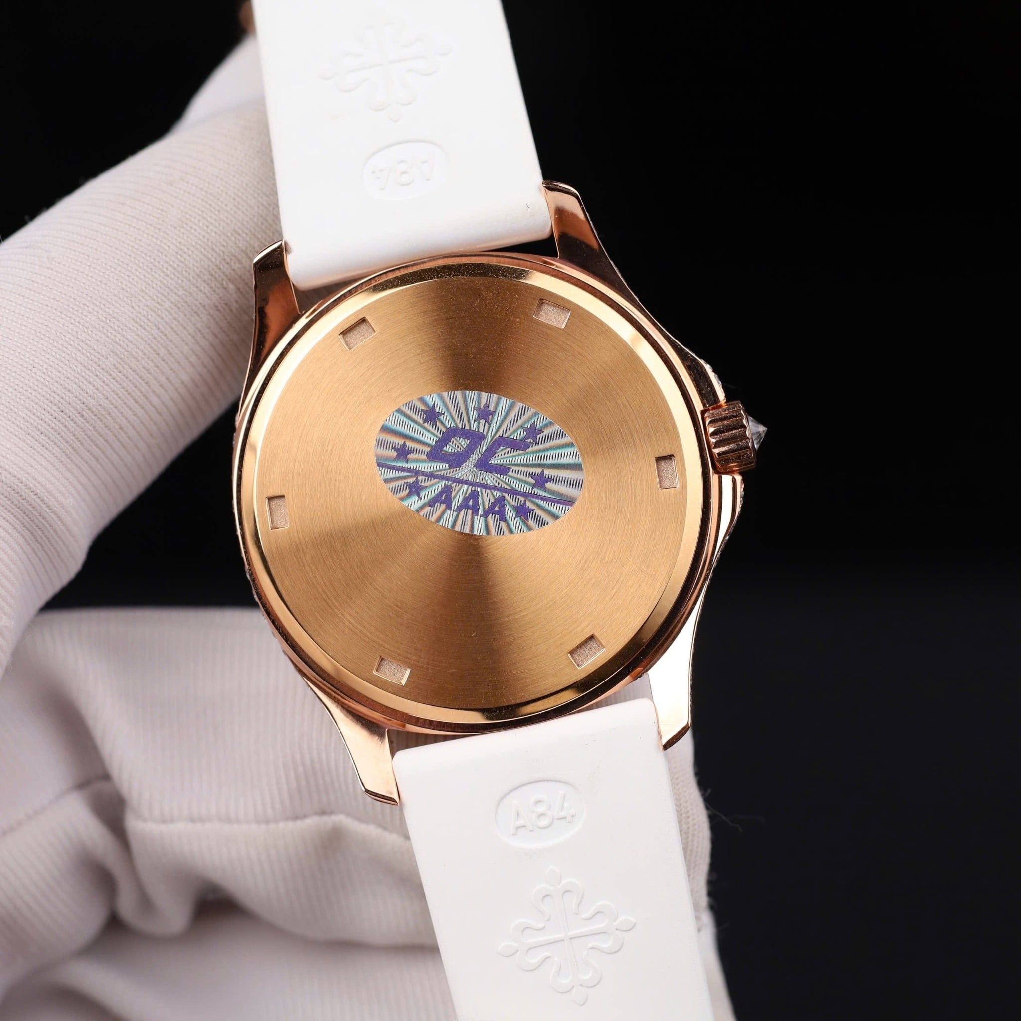 PATEK PHILIPPE AQUANAUT 36 MM - Đồng Hồ Patek Philippe - Nữ - DHTT531