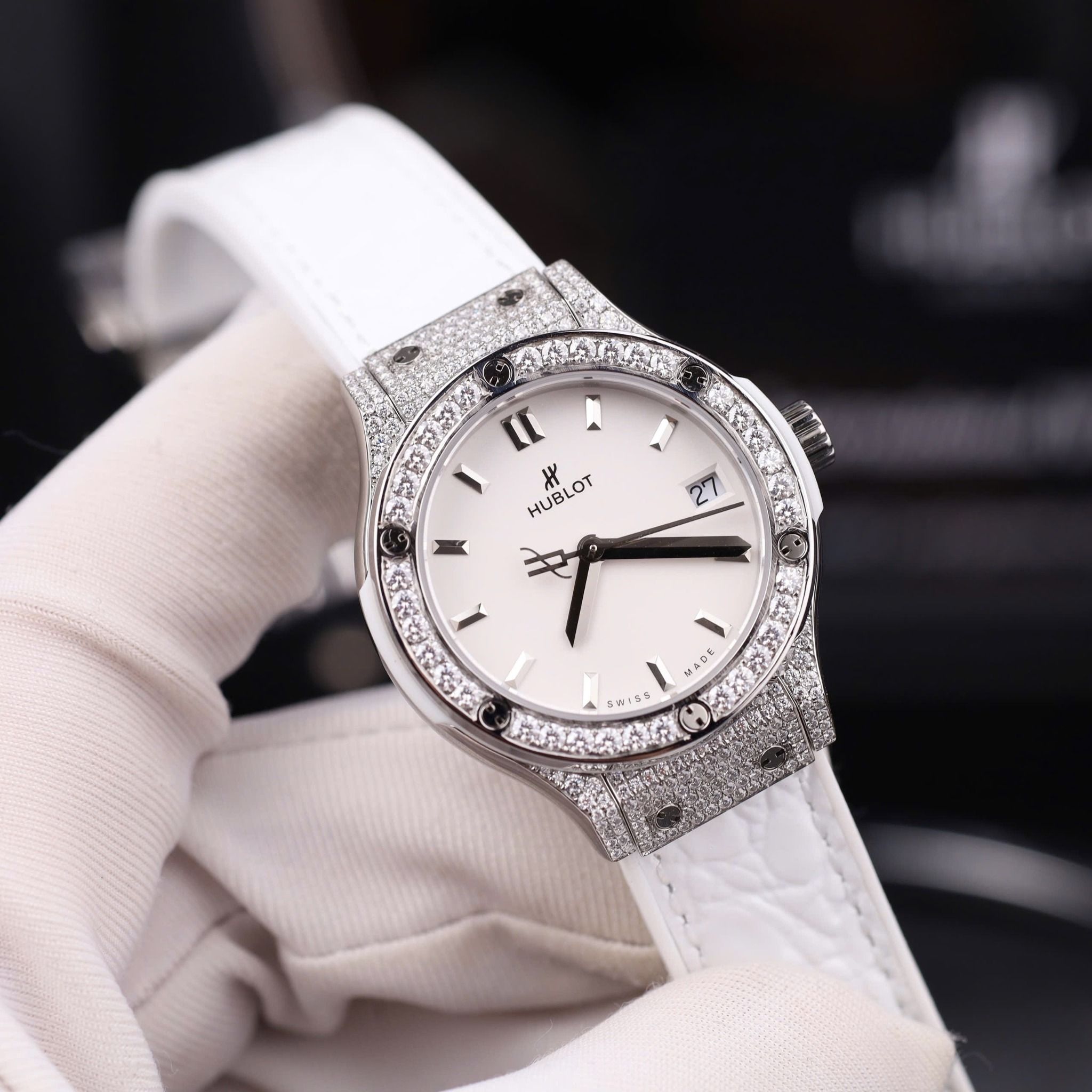 HUBLOT CLASSIC FUSION 33 MM - Đồng Hồ Hublot - Nữ - DHTT608