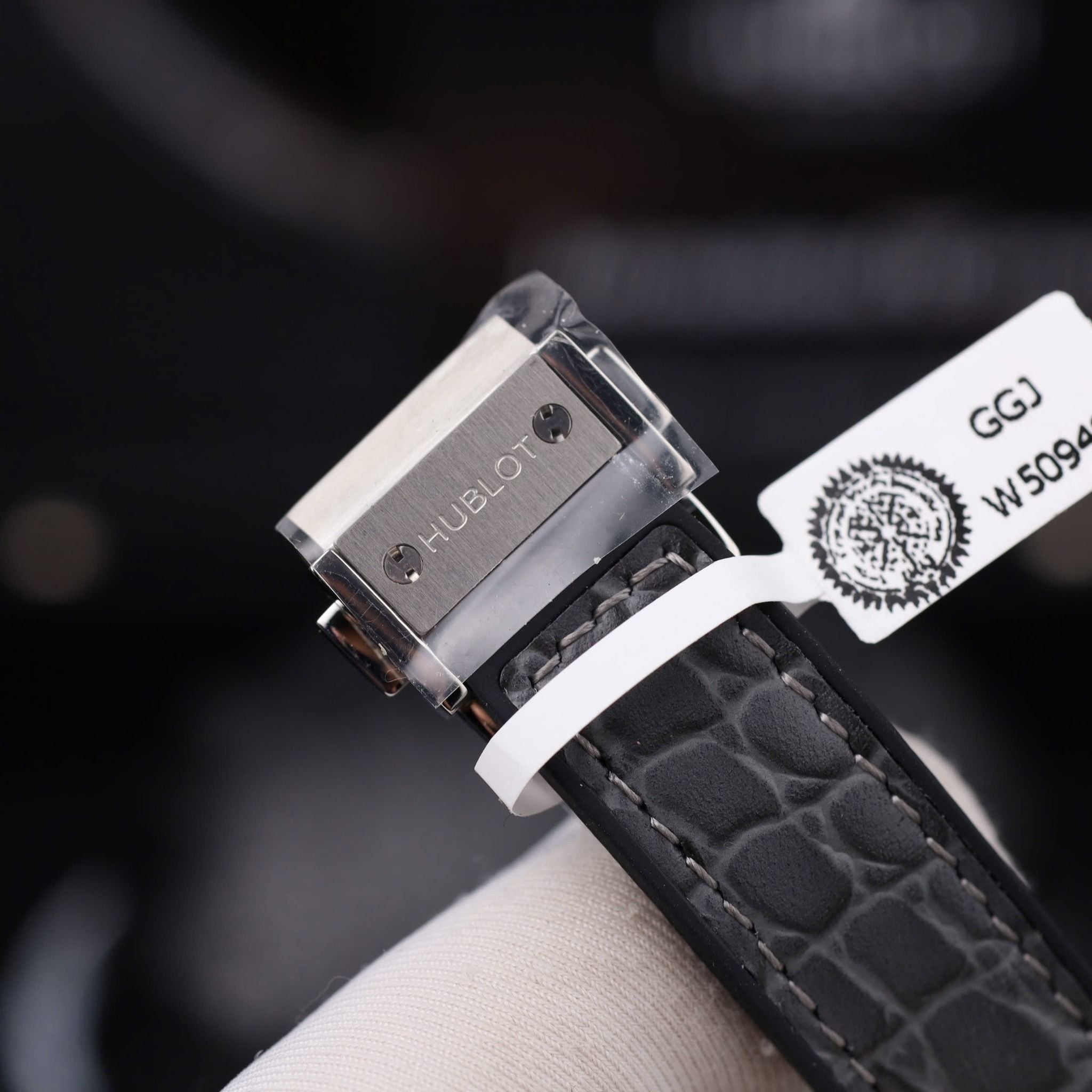HUBLOT CLASSIC FUSION 33 MM - Đồng Hồ Hublot - Nữ - DHTT191