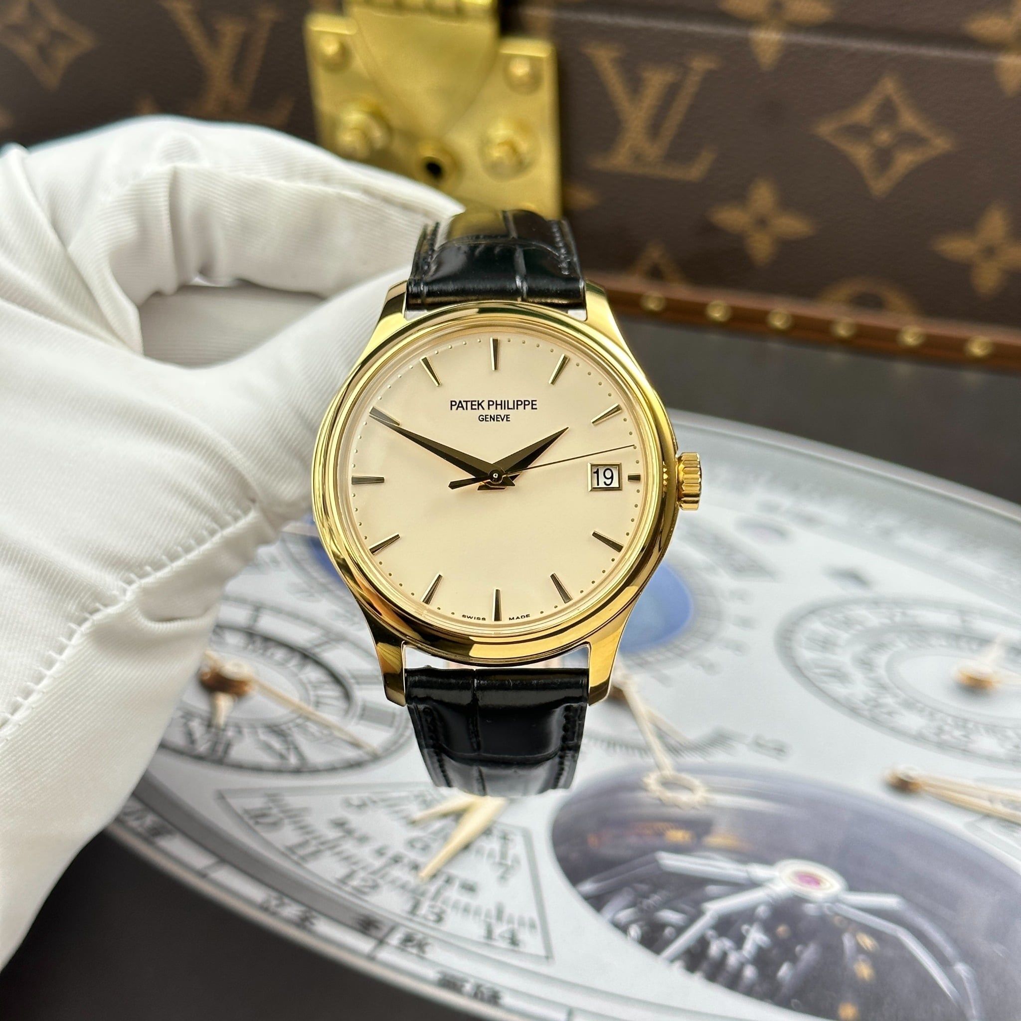 PATEK PHILIPPE CALATRAVA 39 MM - Đồng Hồ Patek Philippe - Nam - DHNTT469