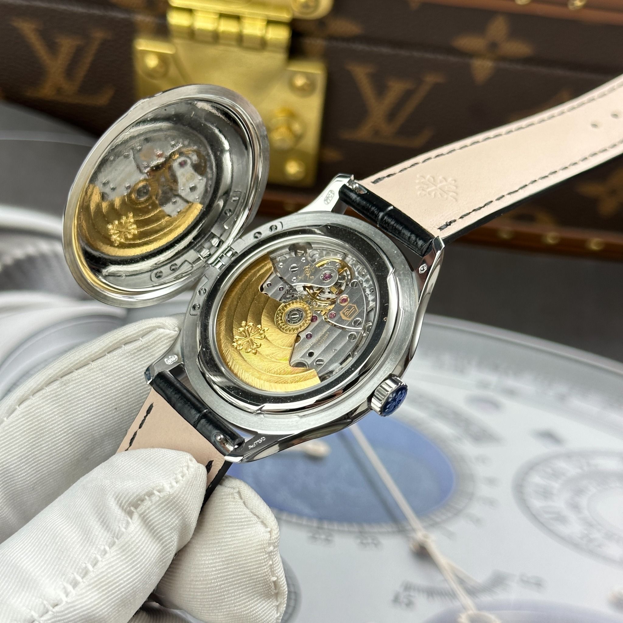 PATEK PHILIPPE CALATRAVA 39 MM - Đồng Hồ Patek Philippe - Nam - DHNTT704
