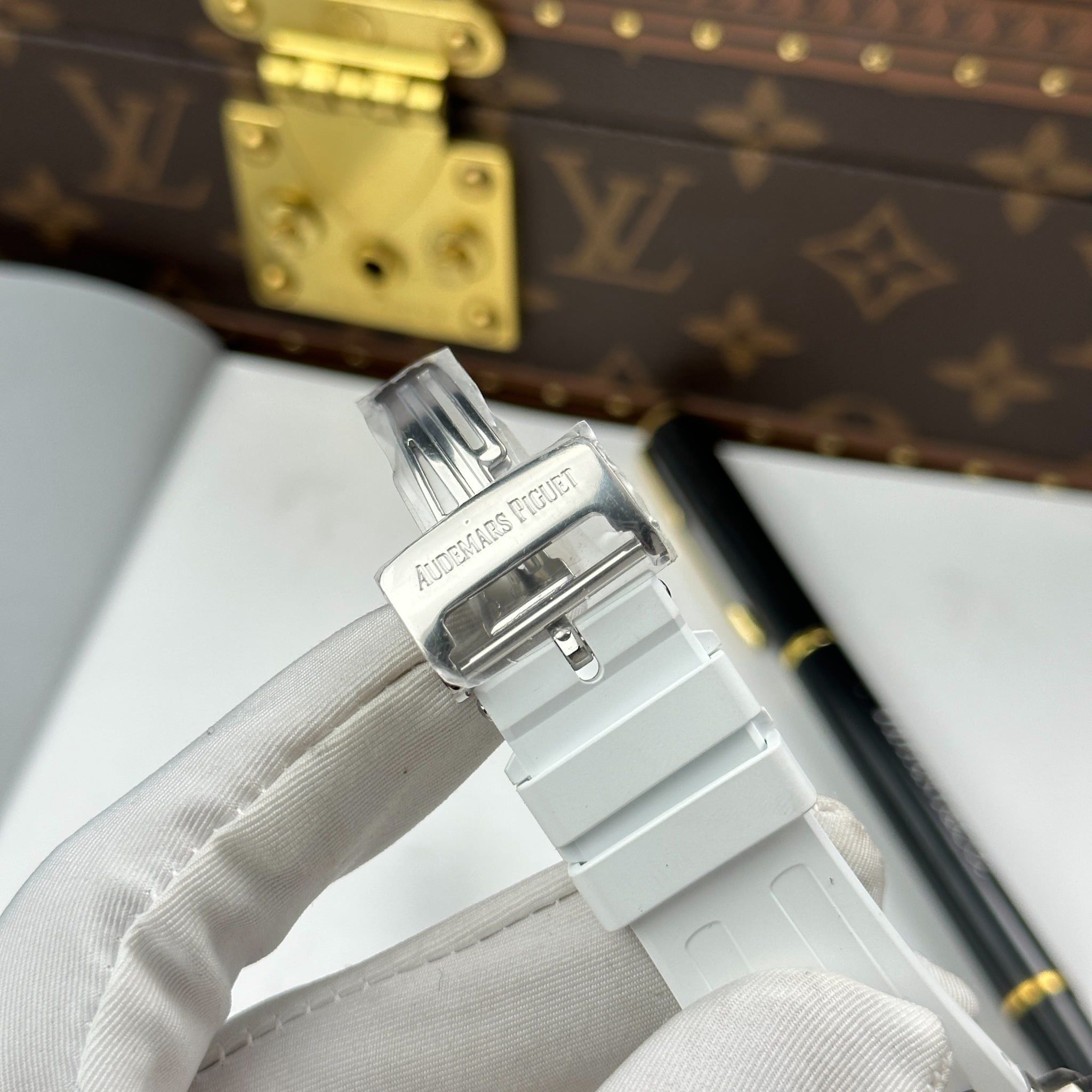 AUDEMARS PIGUET ROYAL OAK 37 MM - Đồng Hồ Audemars Piguet - Nam - DHNTT496