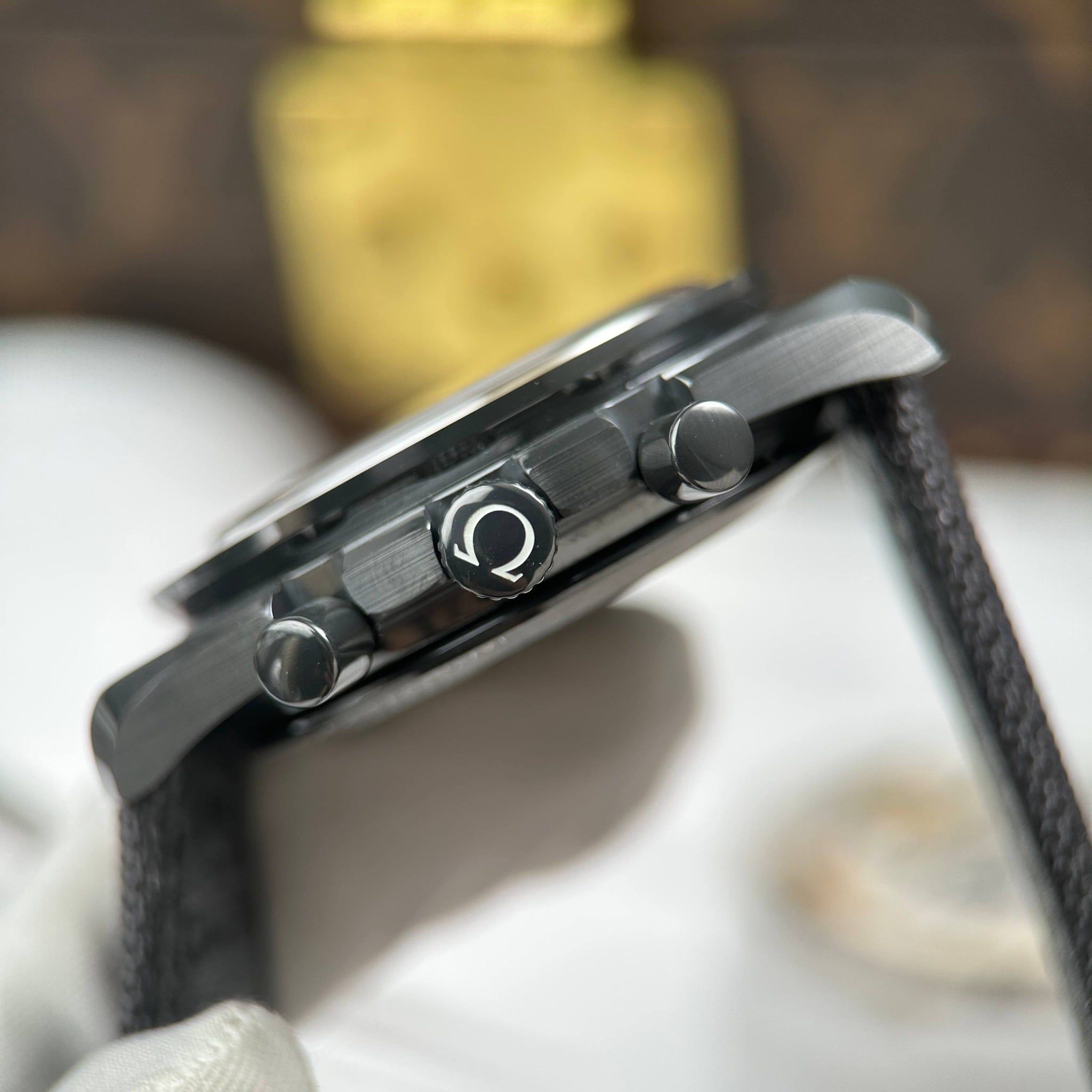 OMEGA SPEEDMASTER DARK SIDE OF THE MOON 44 MM - Đồng Hồ Omega - Nam - DHNTT614