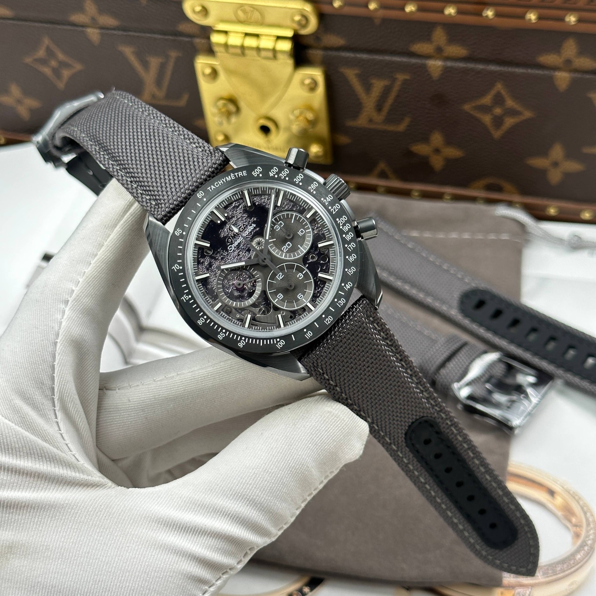 OMEGA SPEEDMASTER DARK SIDE OF THE MOON 44 MM - Đồng Hồ Omega - Nam - DHNTT614