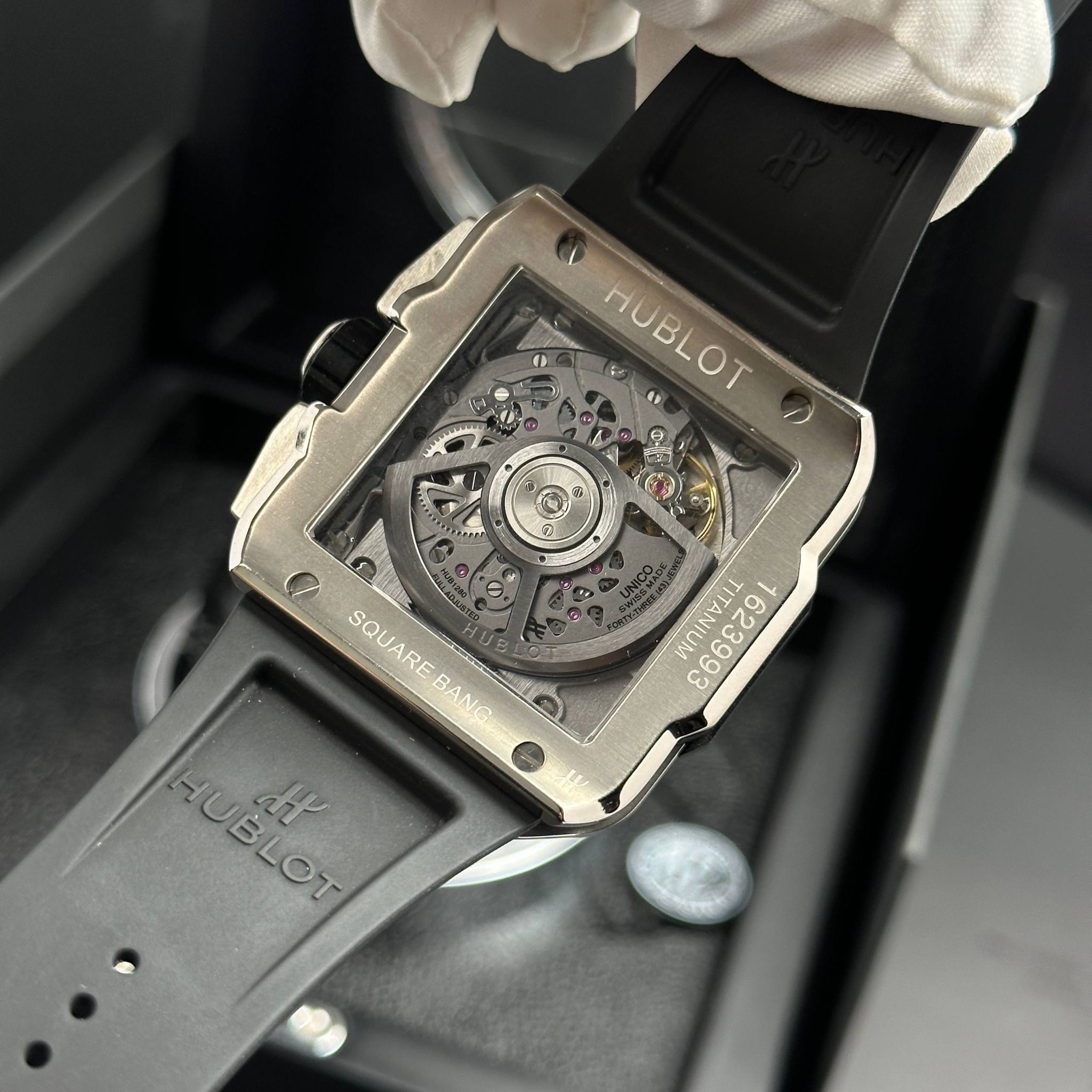 HUBLOT SQUARE BANG UNICO 42 MM - Đồng Hồ Hublot - Nam - DHNTT1400