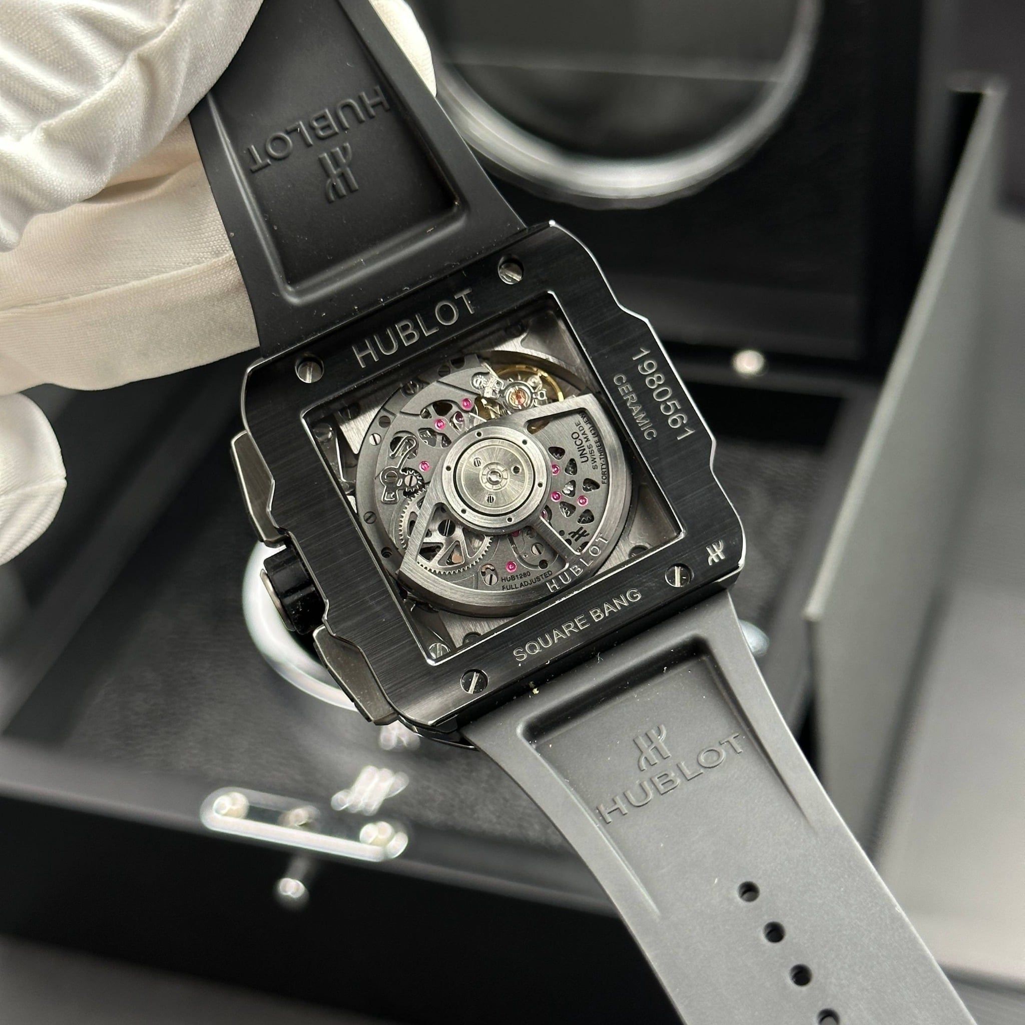 HUBLOT SQUARE BANG UNICO 42 MM - Đồng Hồ Hublot - Nam - DHNTT1843