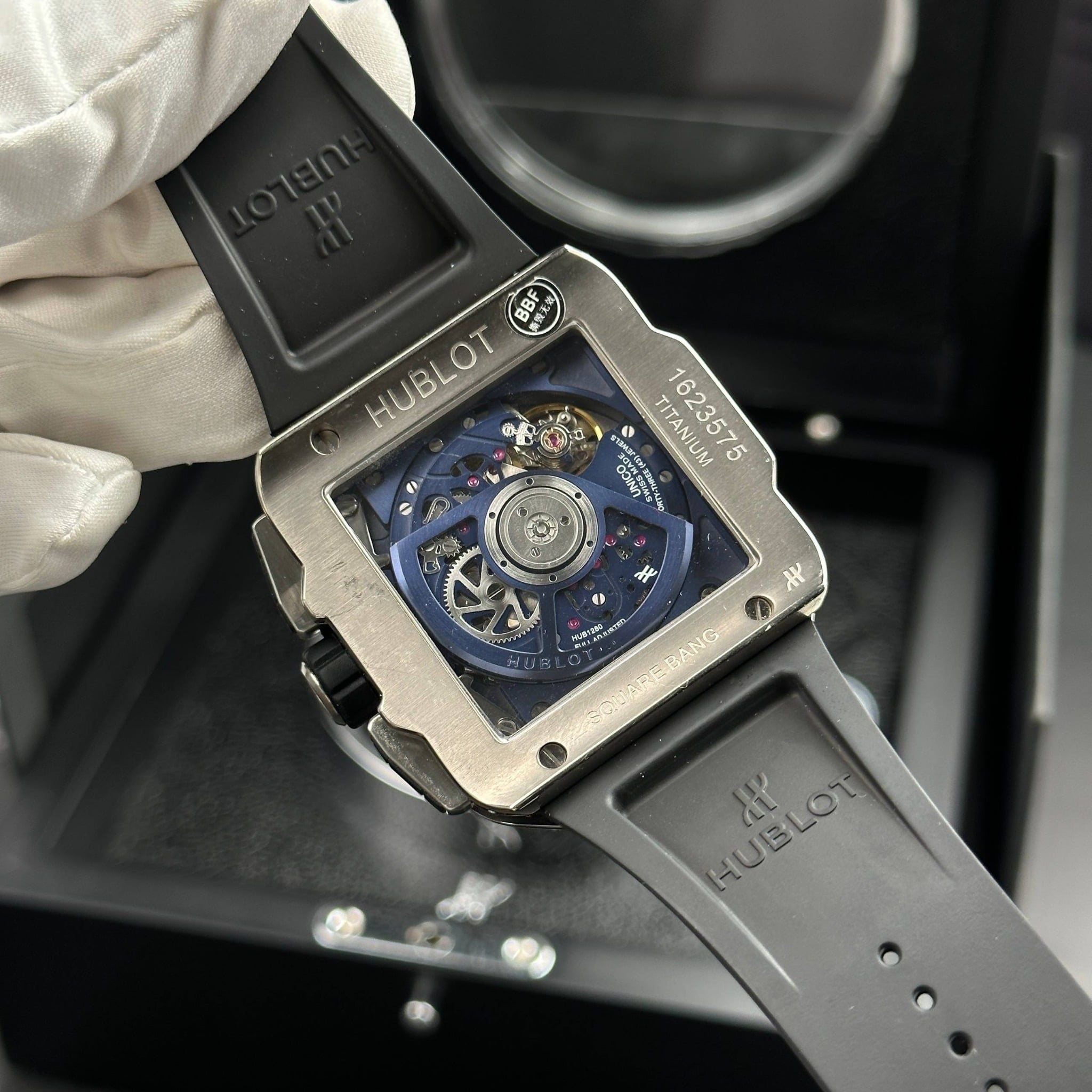 HUBLOT SQUARE BANG UNICO 42 MM - Đồng Hồ Hublot - Nam - DHNTT439