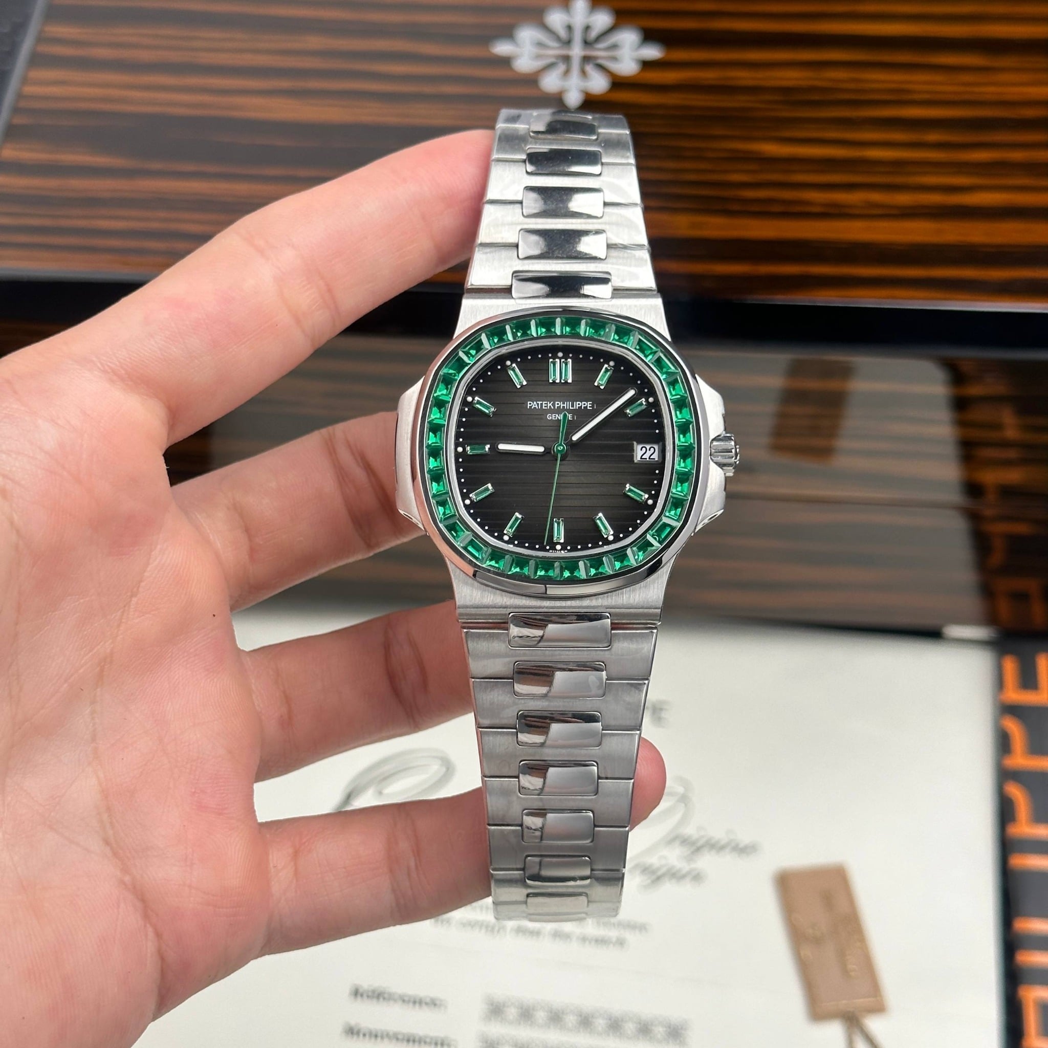 PATEK PHILIPPE NAUTILUS 40 MM - Đồng Hồ Patek Philippe - Nam - DHNTT640