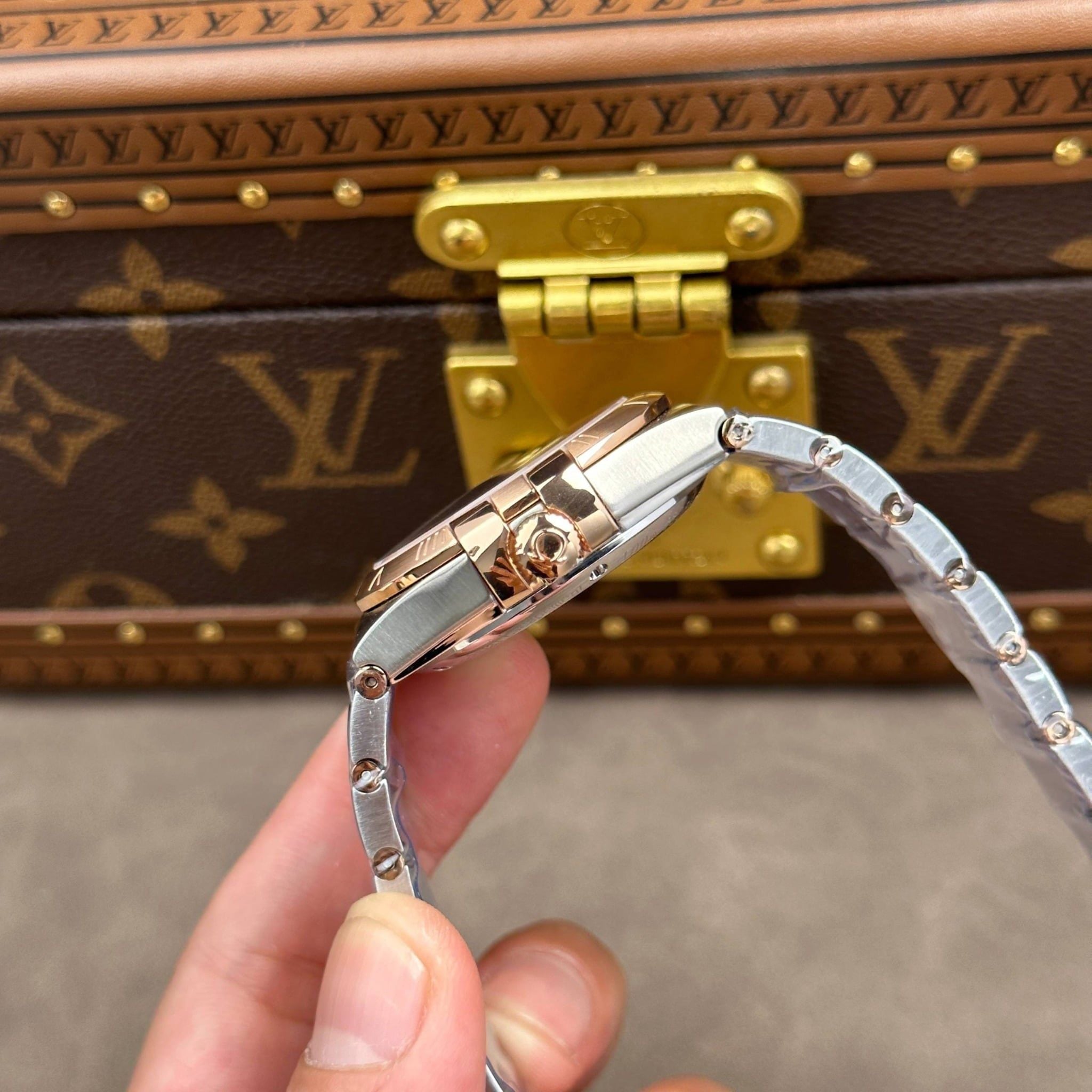 OMEGA CONSTELLATION 39 MM - Đồng Hồ Omega - Nam - DHNTT1830