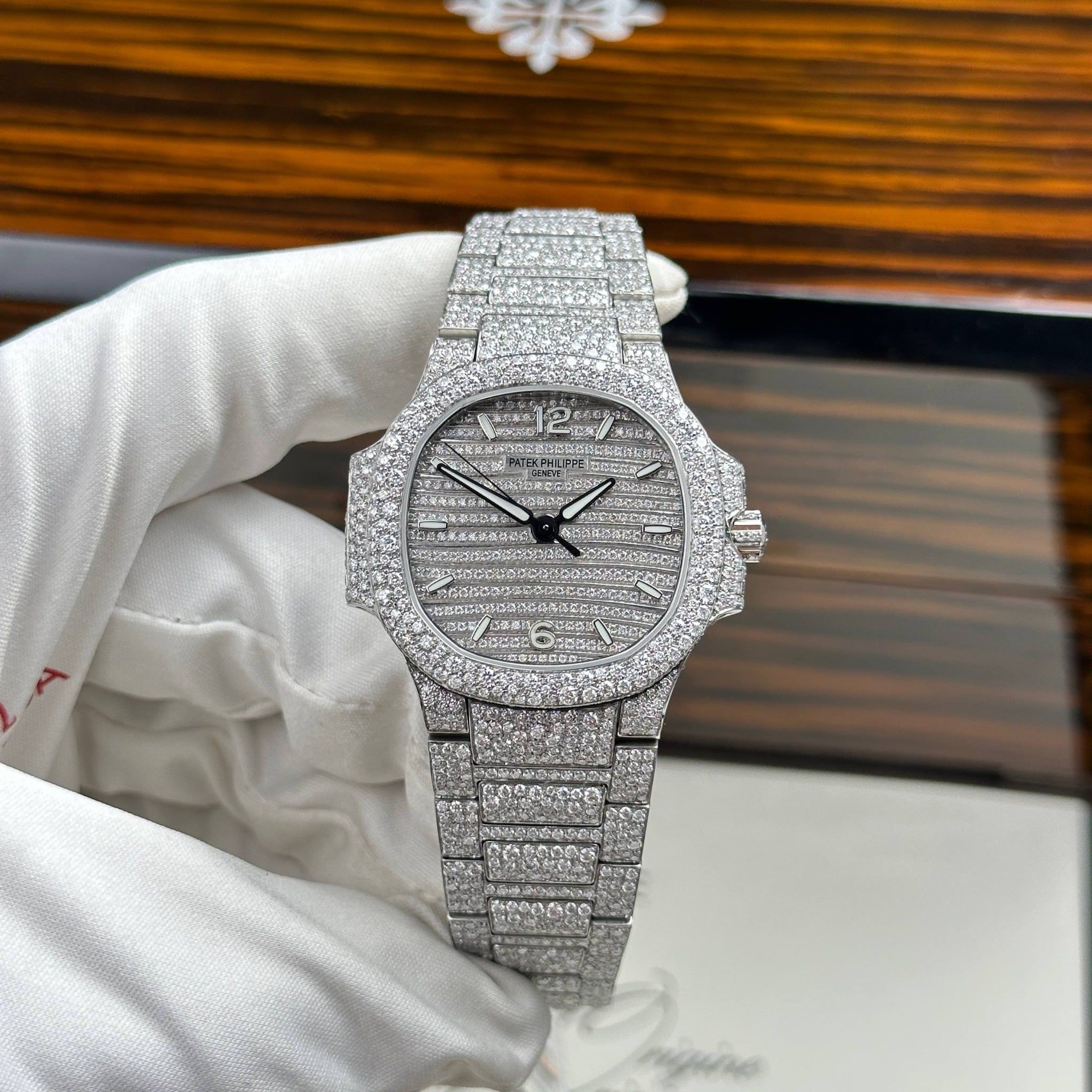 PATEK PHILIPPE NAUTILUS 35 MM - Đồng Hồ Patek Philippe - Nữ - DHTT602