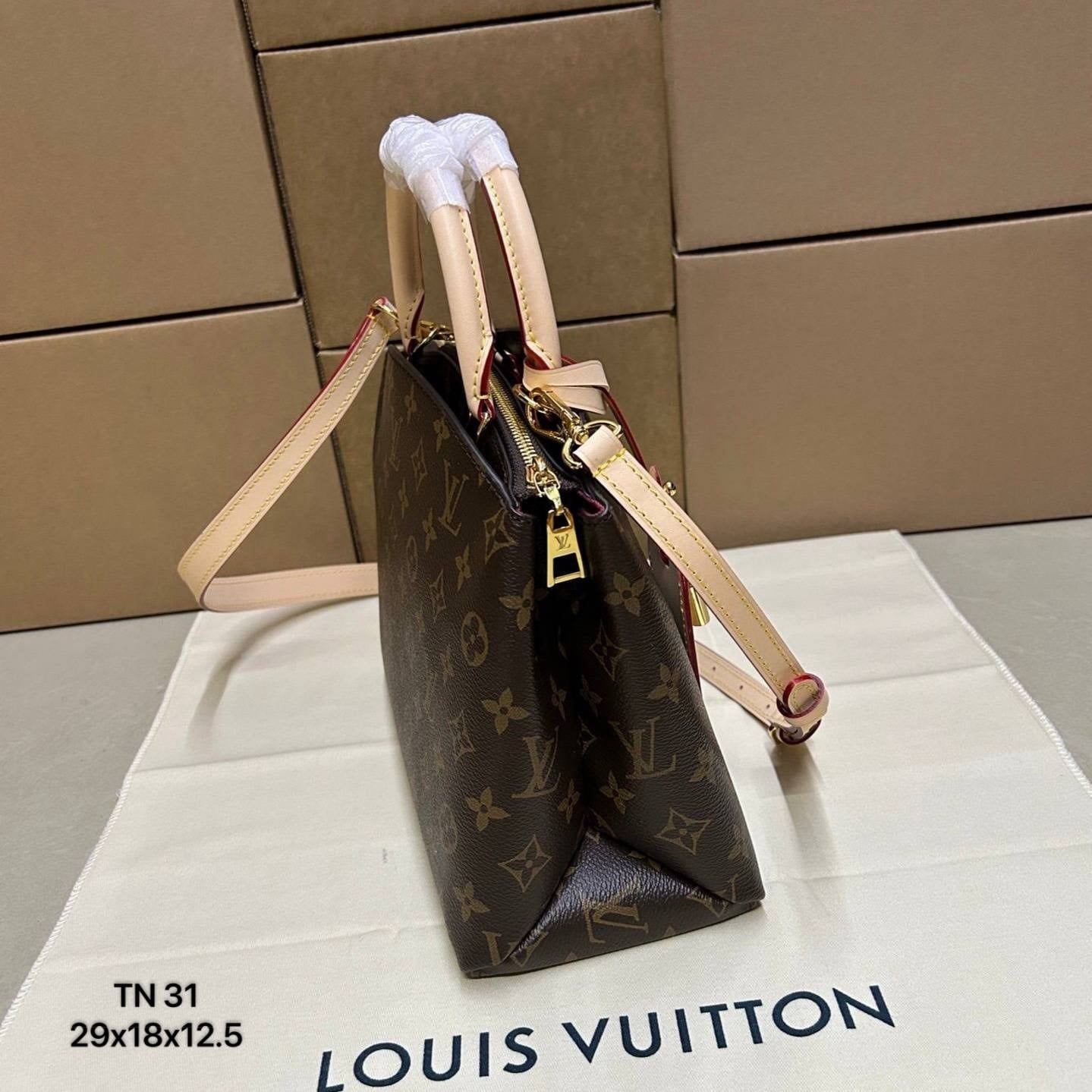 Túi Nữ Louis Vuitton - TNTT273