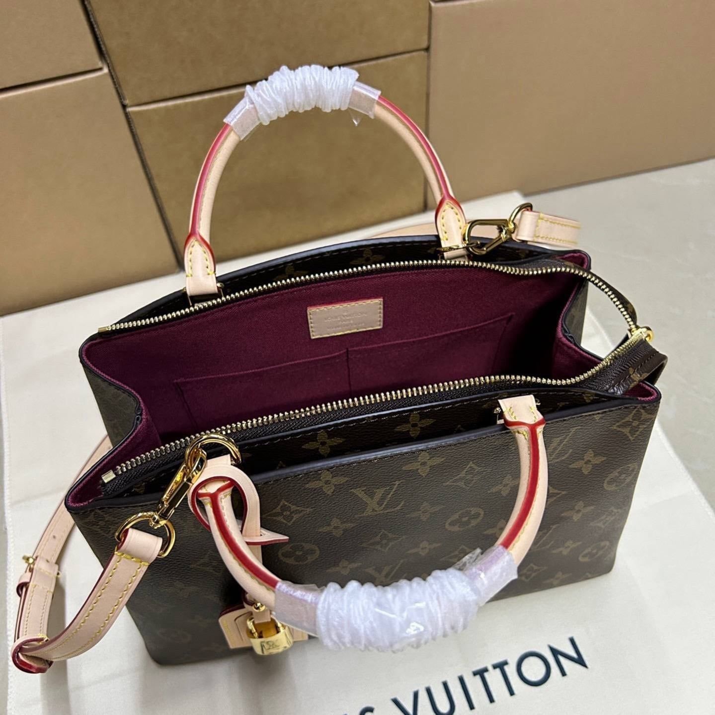 Túi Nữ Louis Vuitton - TNTT273