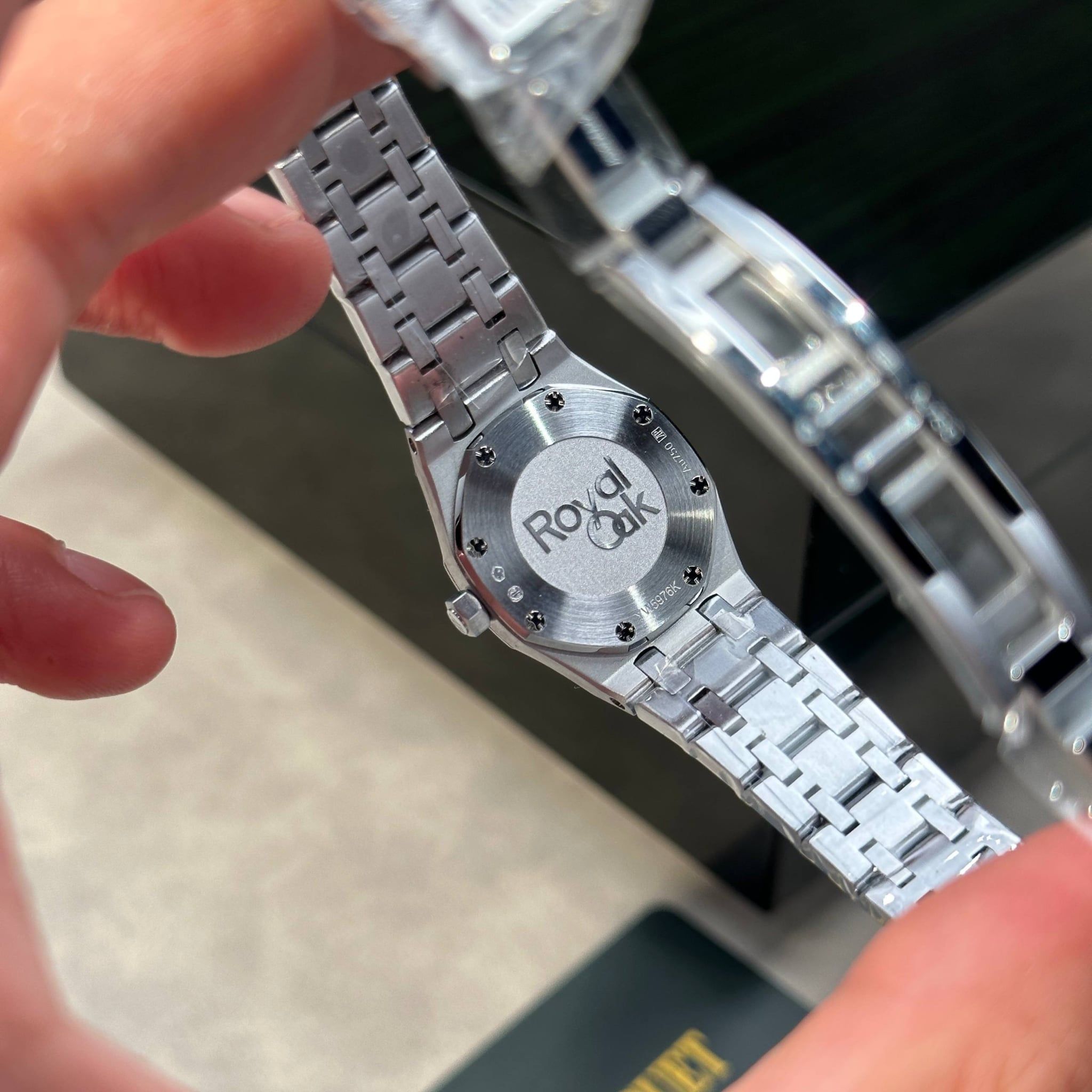 AUDEMARS PIGUET ROYAL OAK 23 MM - Đồng Hồ Audemars Piguet - Nữ - DHTT386