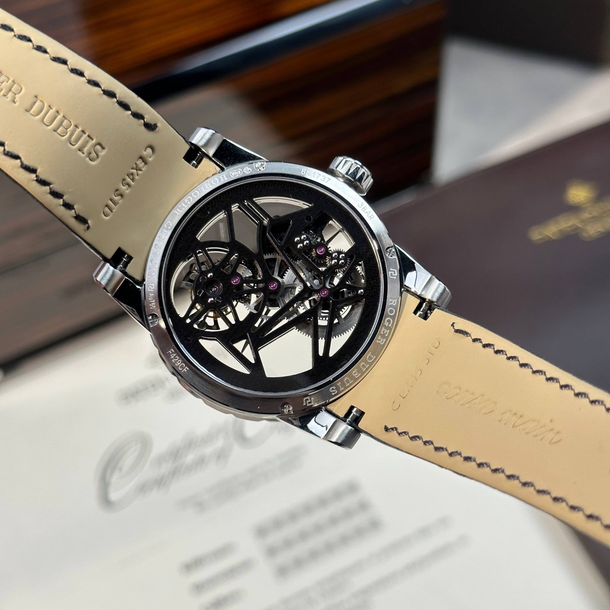ROGER DUBUIS EXCALIBUR TOURBILLON 42 MM - Đồng Hồ Roger Dubuis - Nam - DHNTT1438