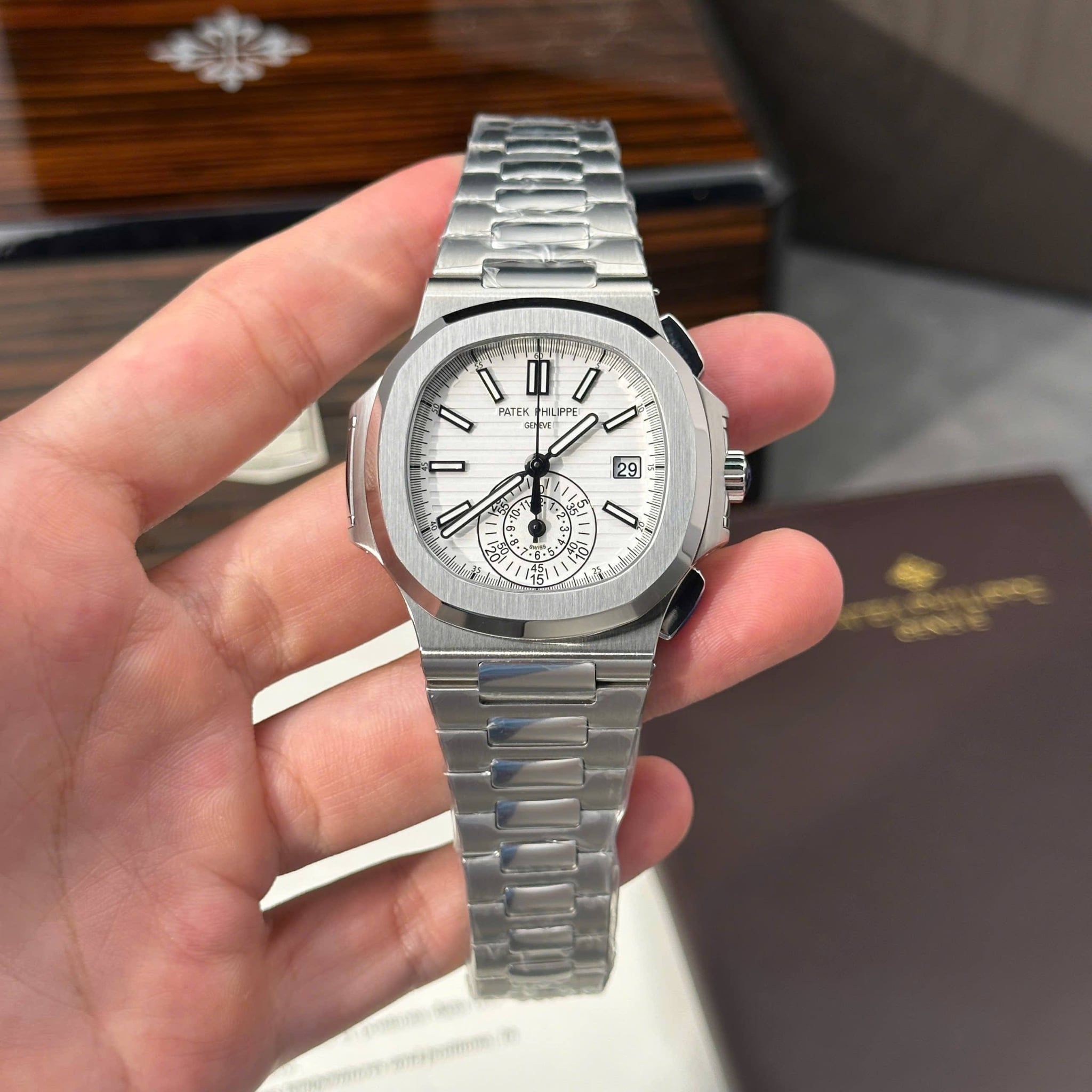 PATEK PHILIPPE NAUTILUS 40 MM - Đồng Hồ Patek Philippe - Nam - DHNTT1850
