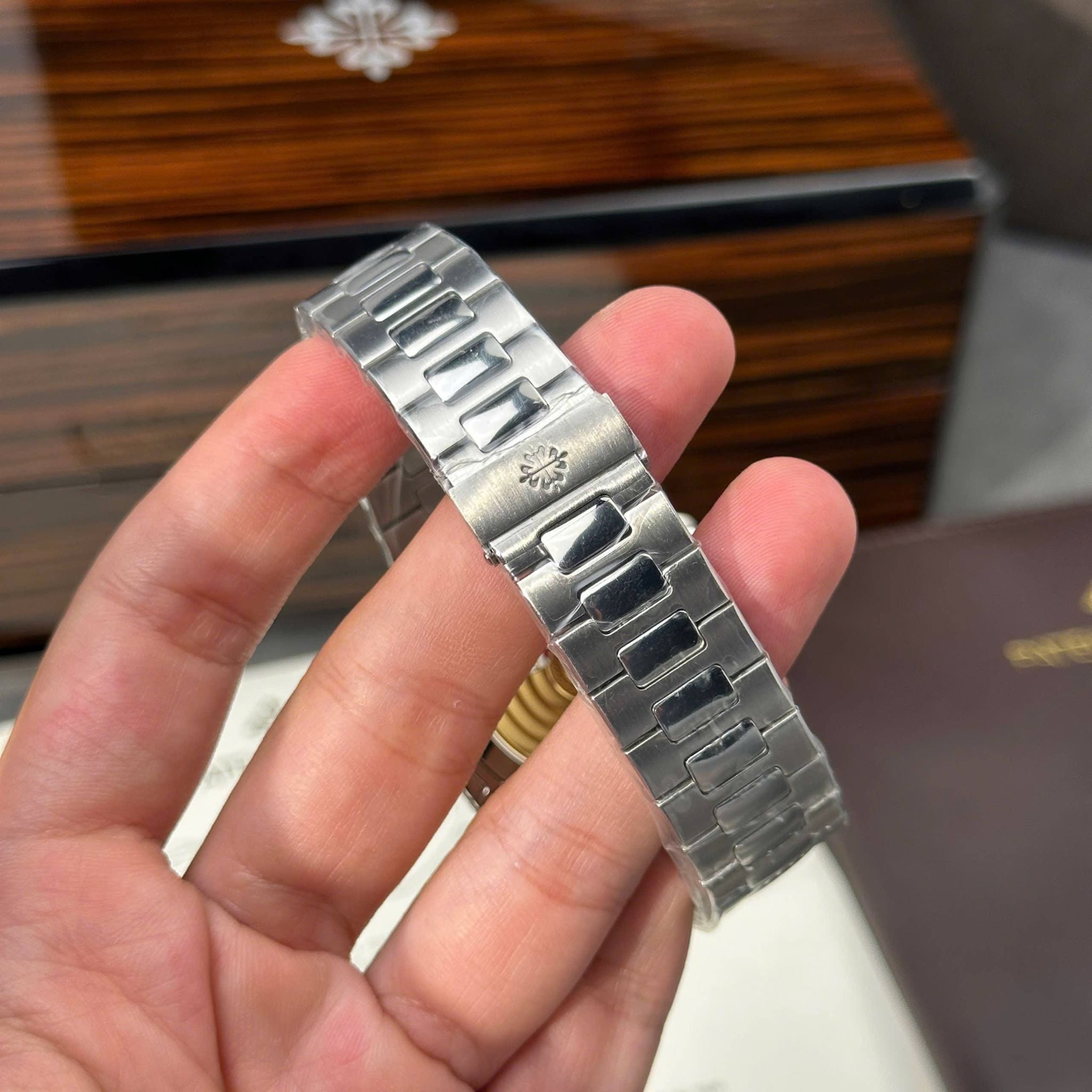 PATEK PHILIPPE NAUTILUS 40 MM - Đồng Hồ Patek Philippe - Nam - DHNTT1850