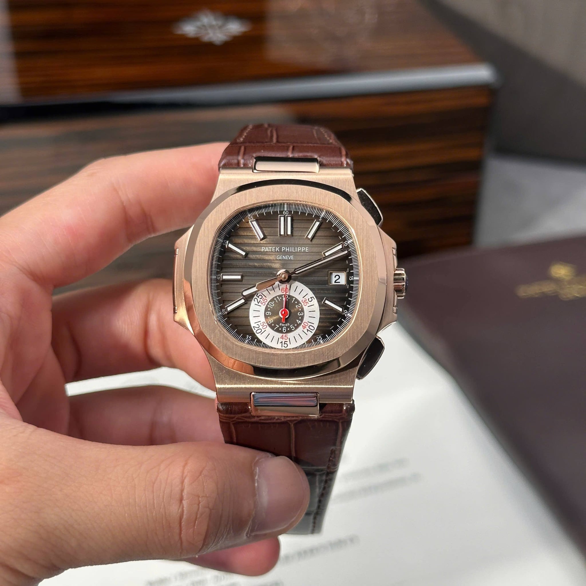 PATEK PHILIPPE NAUTILUS 40 MM - Đồng Hồ Patek Philippe - Nam - DHNTT1434