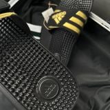  2795 - HÀNG CHÍNH HÃNG - DÉP ADIDAS ADISSAGE - ĐEN SỌC VÀNG - CODE: EG6517 
