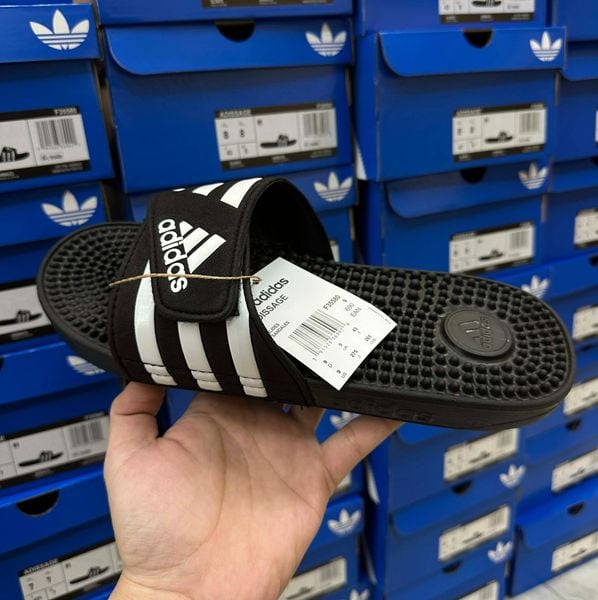  2793- HÀNG CHÍNH HÃNG - DÉP ADIDAS ADISSAGE- BLACK - CODE ;  F35580 