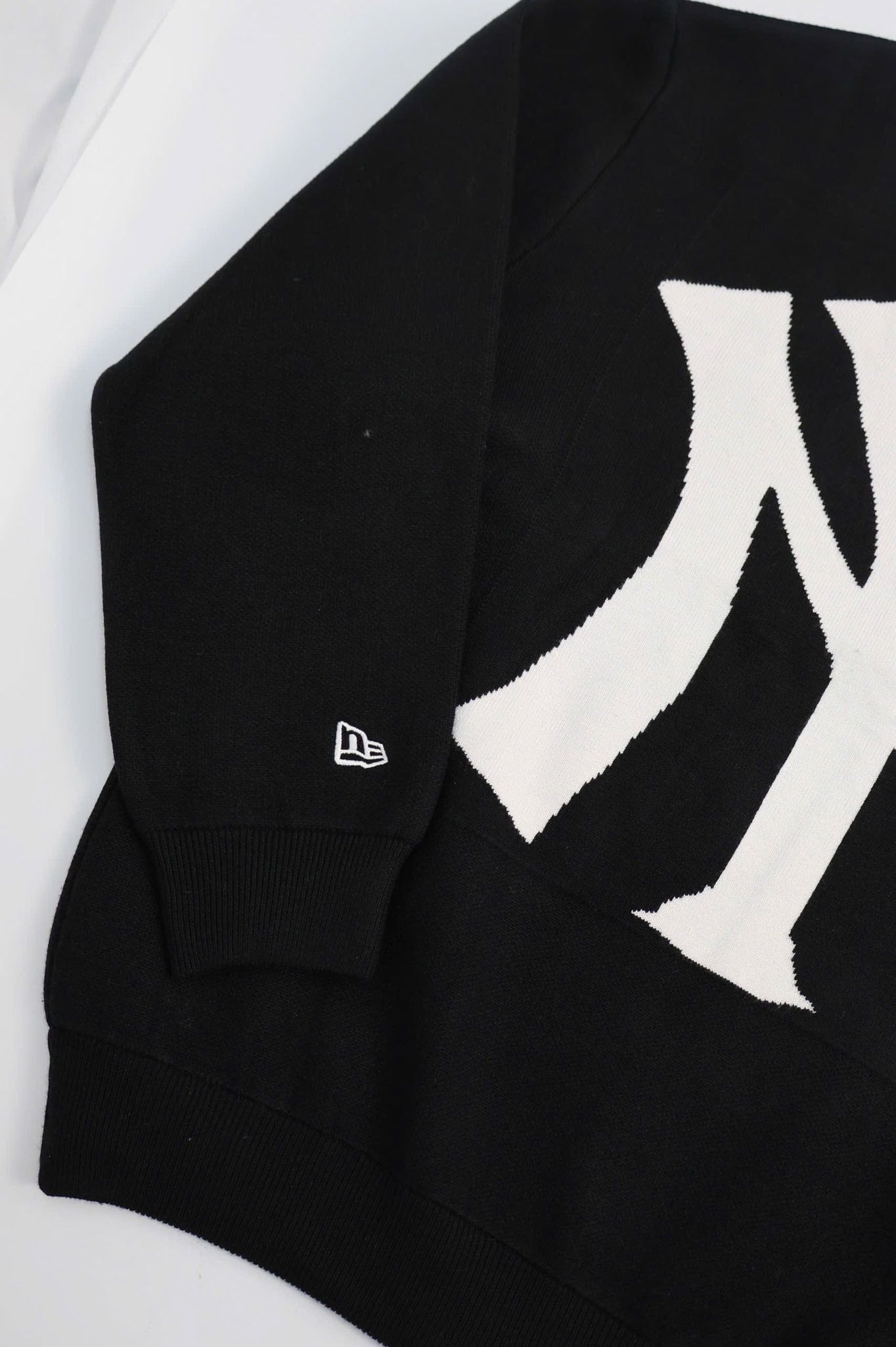  2771 - HÀNG CHÍNH HÃNG - ÁO SWEATER NEW ERA - BIG LOGO - ĐEN - CODE: 142281379 