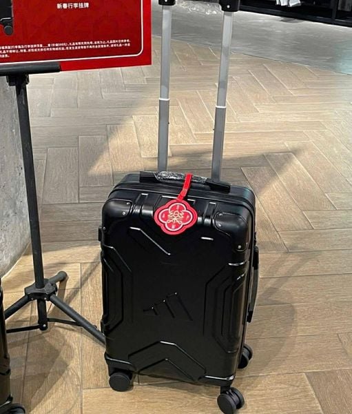  2776 - HÀNG CHÍNH HÃNG - VALI ADIDAS AIRCRAFT SS26 - 22INCH - MÀU ĐEN 