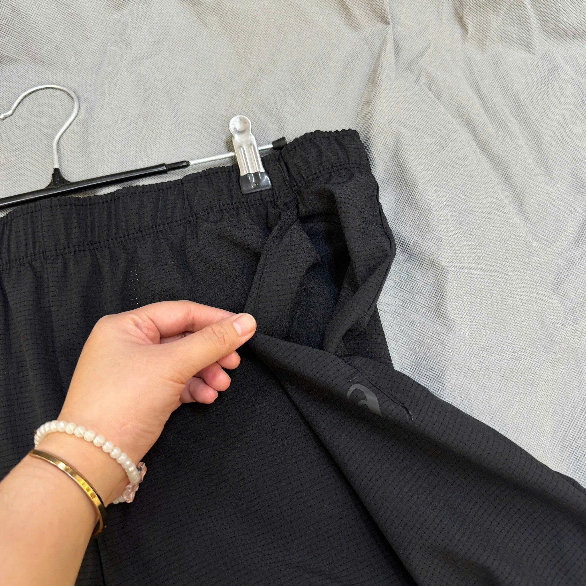  2750 - HÀNG CHÍNH HÃNG - Quần Short Asics 7inch onAir - Đen Lỗ Kim (8) - Pickleball / Thể Thao 