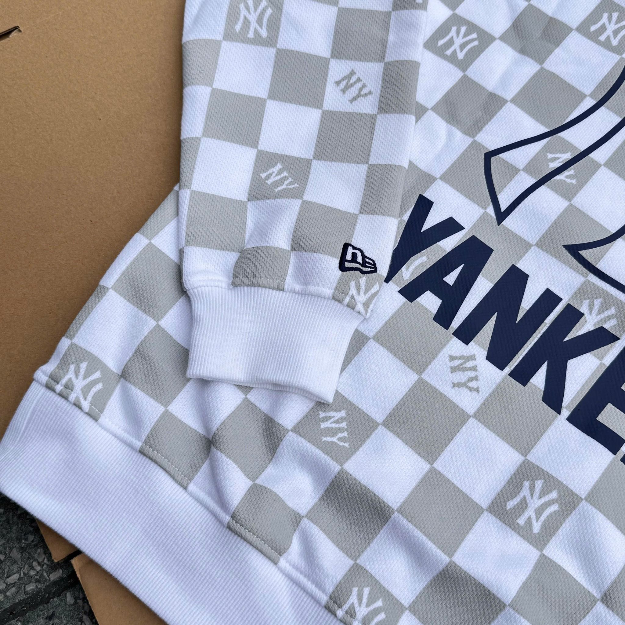  2770 - HÀNG CHÍNH HÃNG - ÁO LEN SWEATER NEW ERA DA CÁ - NY YANKEES - CARO XÁM- CODE: 14742087 