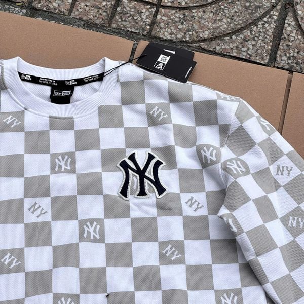  2770 - HÀNG CHÍNH HÃNG - ÁO LEN SWEATER NEW ERA DA CÁ - NY YANKEES - CARO XÁM- CODE: 14742087 