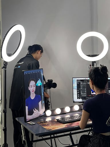 Góc livestream idol với ánh sáng studio chuyên nghiệp - Lâm Phát Studio