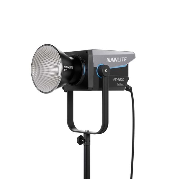 Đèn LED Nanlite FC-720C RGBW Color Spotlight Chính Hãng