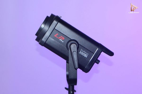 LP Pro Studiolux 300Bi Đèn studio livestream chuyên nghiệp