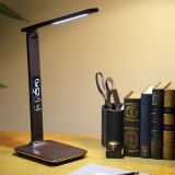  Đèn Bàn LED Bọc Da Cao Cấp MotoM GS1701 – Công Suất 7W 470lm, Tích Hợp Đồng Hồ, Lịch, Nhiệt Kế, Cổng Sạc USB 2.1A & Chuẩn JIS A Nhật Bản 