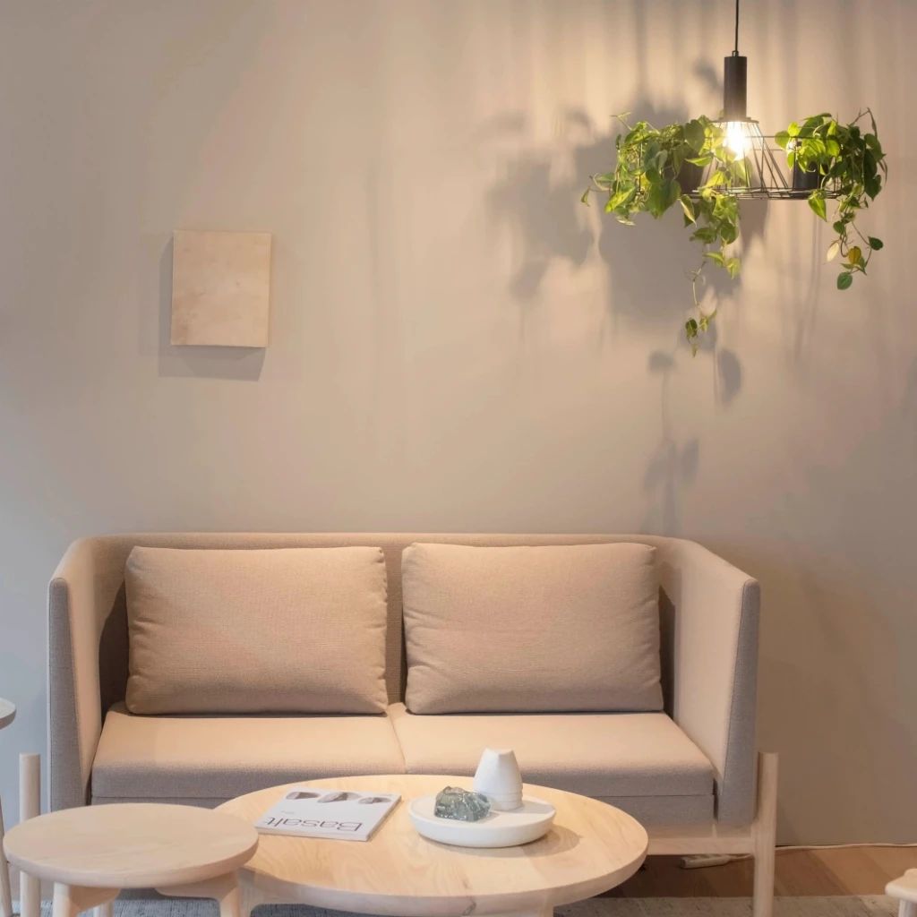 Den tha trang tri Green Lighting MotoM MPN070 tao hieu ung do bong ky dieu ban an
