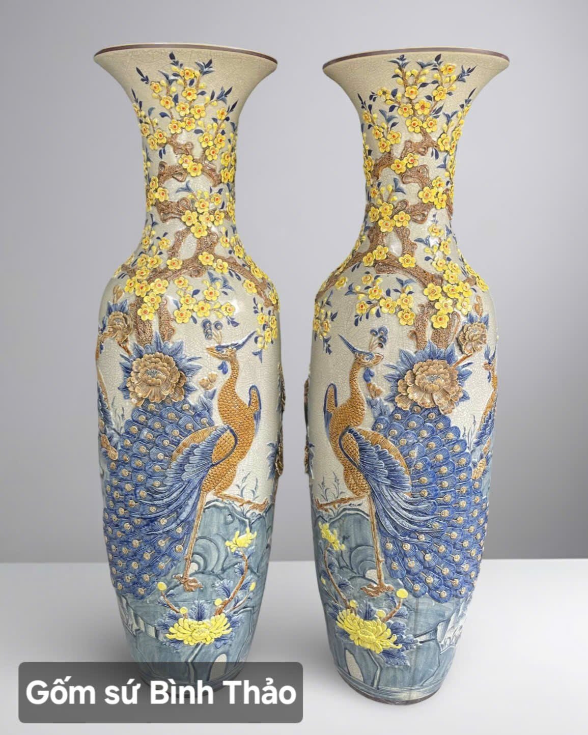  Lọ lộc bình Công hoa mai men rạn đắp nổi - Gốm sứ Bát Tràng cao cấp LBCM-HN 