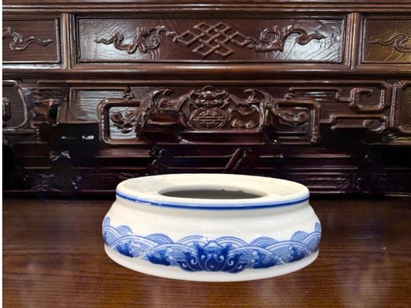  Chân đế bát hương sen men trắng họa tiết lam - Gốm sứ Bát Tràng cao cấp 