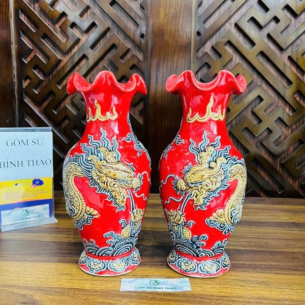  Lọ lượn rồng men đỏ họa tiết đắp nổi - Gốm sứ Bát Tràng cao cấp 