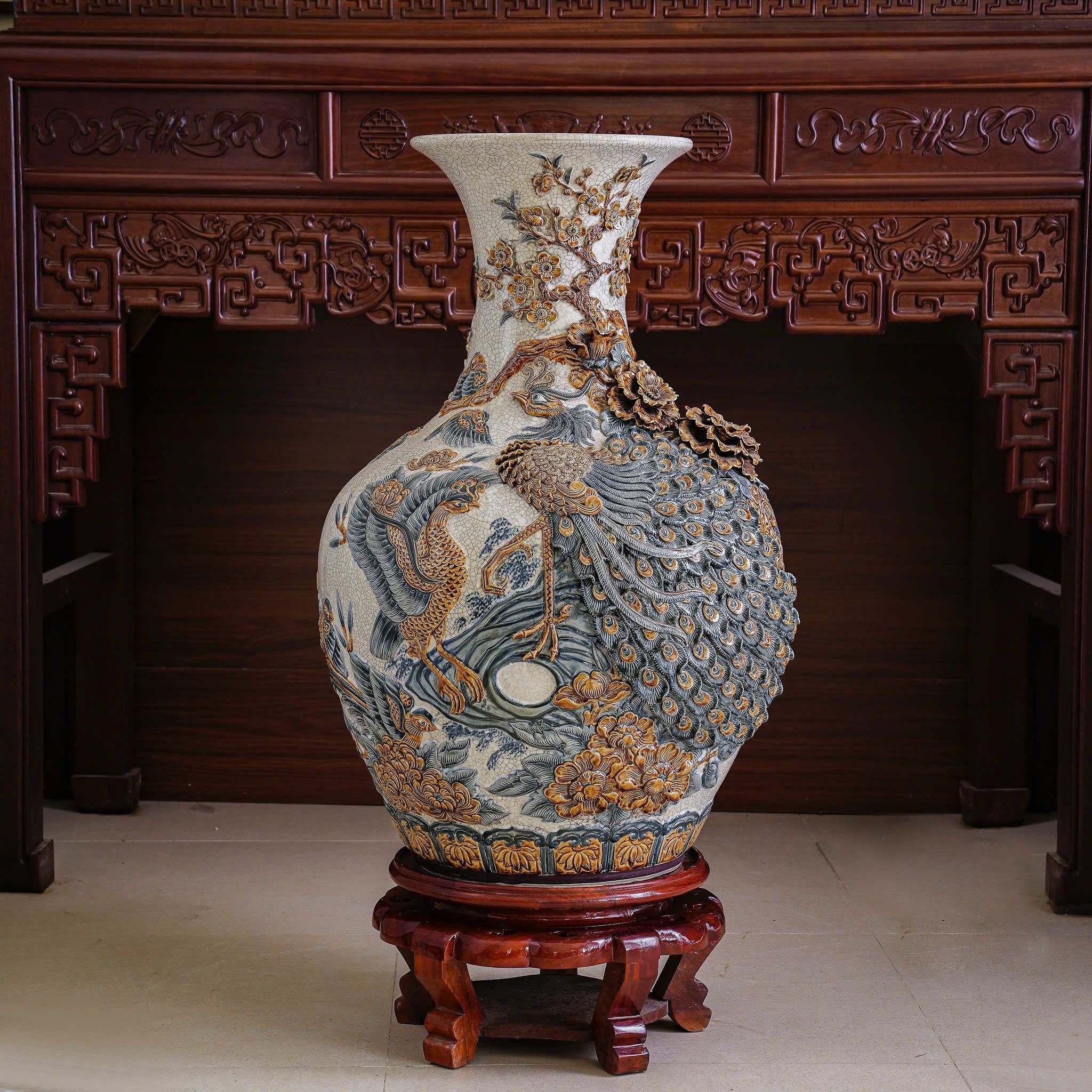  Tỏi men rạn đắp nổi 3D Công Đào Kênh Đuôi H80cm - Gốm sứ Bát Tràng cao cấp 