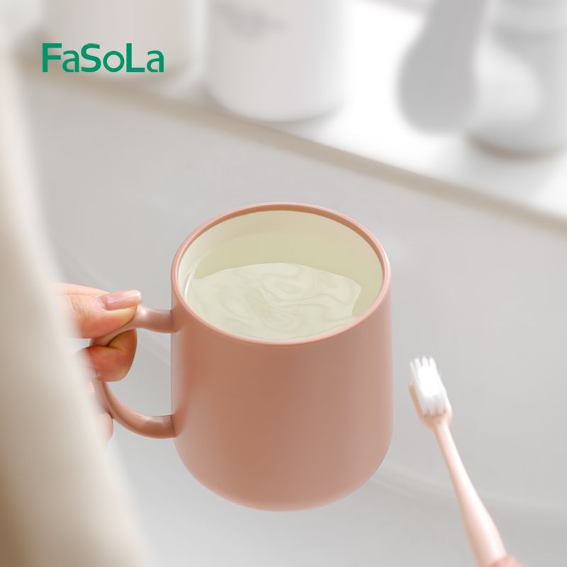 Ly nhựa có tay cầm FSLYF-335