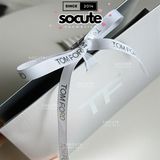  Túi Giấy Tam Giác Tom Ford Bạc 19.5x14x7cm 