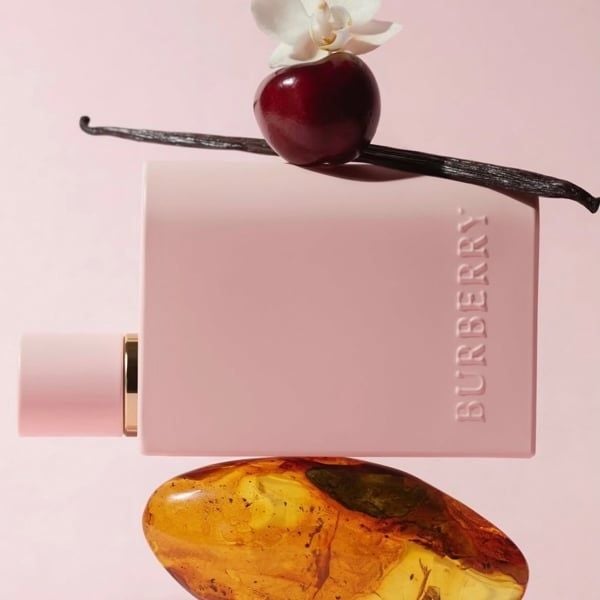  Nước hoa Burberry Her Parfum with Cherry Mini 5ml 
