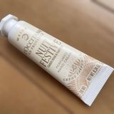  Kem Tay MINI L'Occitane Nuit Festive Perfumed Hand Cream 10ml 