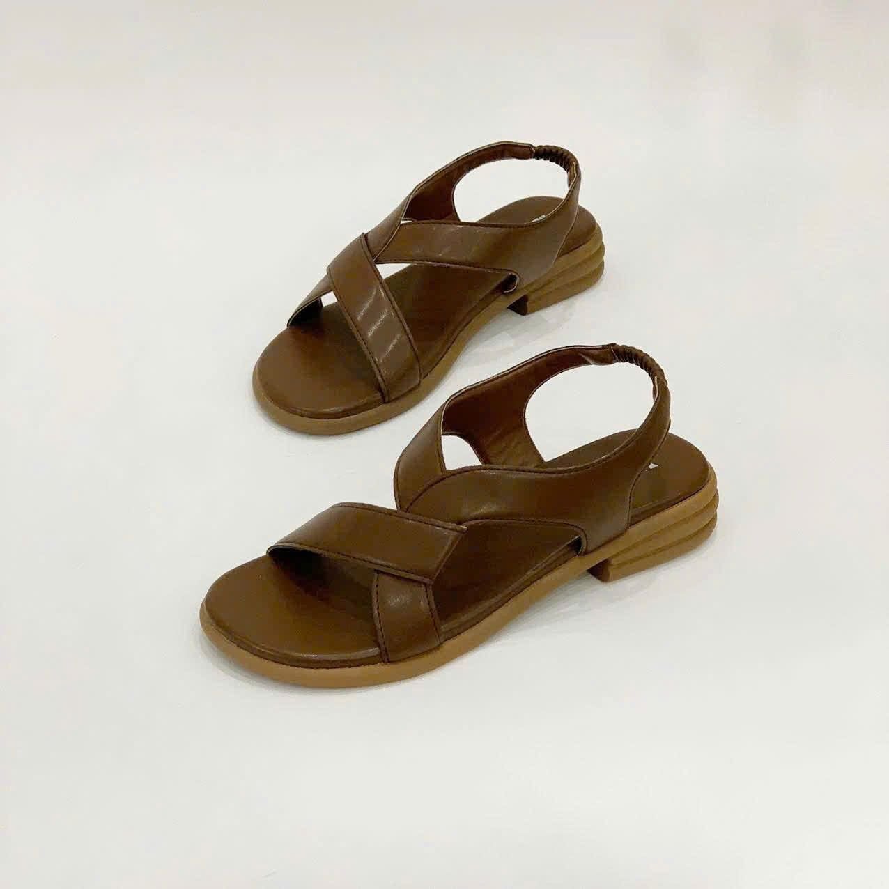  Giày sandal nữ quai chéo, đế 3cm MT120 